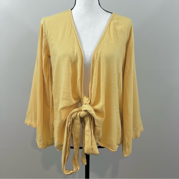 Free People Beyond The Beach Yellow Flare Sleeve V-Neck Wrap Top Size Small NWOT - Picture 3 of 11